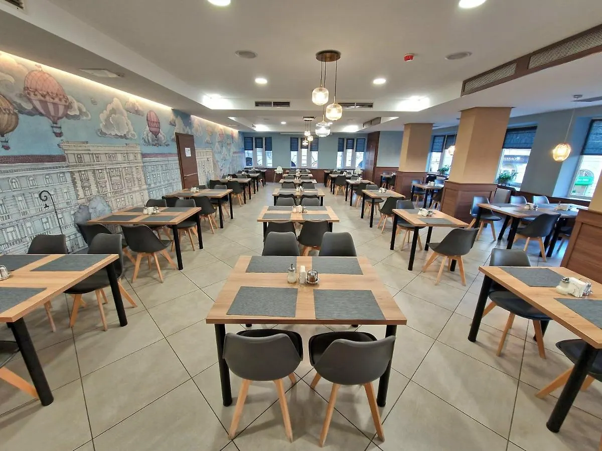 בודפשט Medos Hotel 3*,  הונגריה