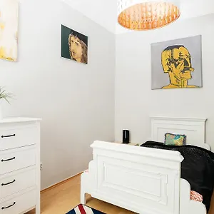 Apartment Wind Queen With Air Condition, Budapest